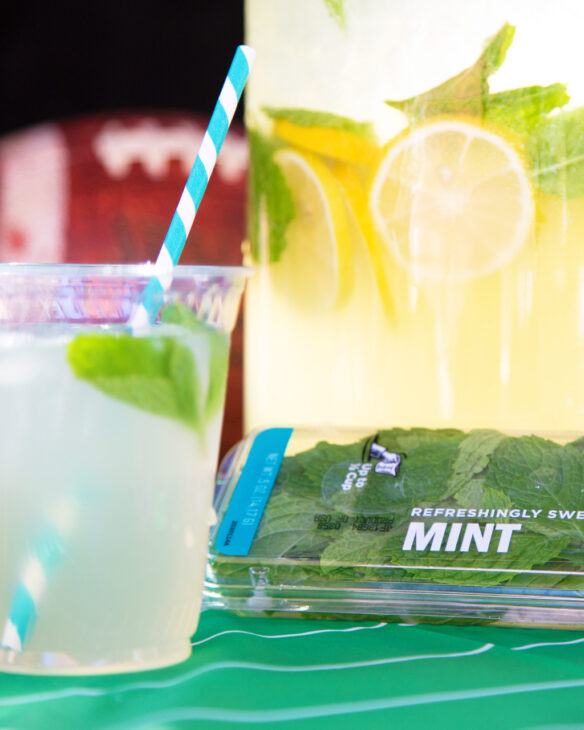 Mint lemonade