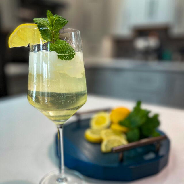 Image for Sparkling Limoncello Mint Cocktail